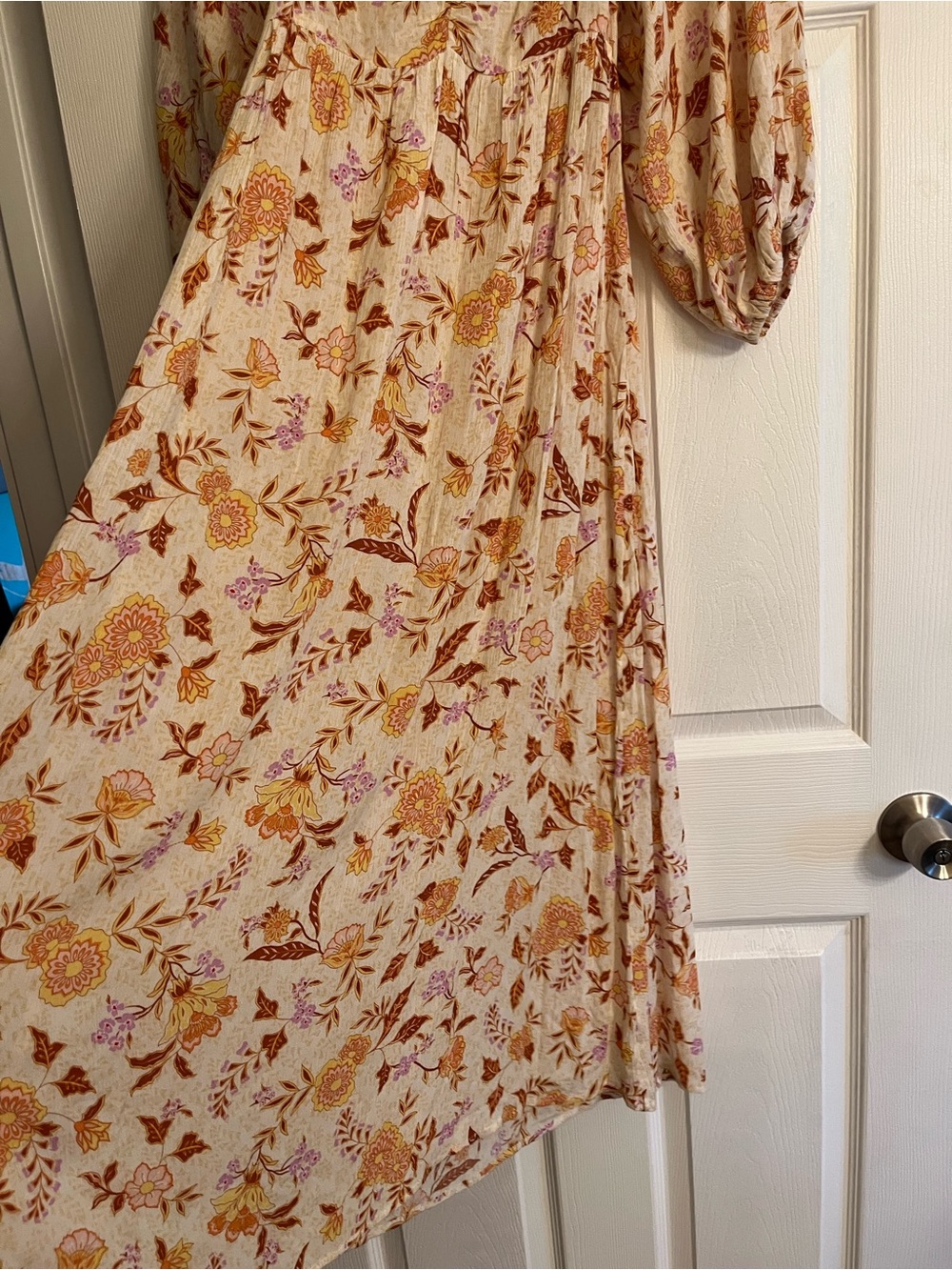 Billabong Cream Floral Puff-Sleeve Midi Dress - Picture 8 of 12